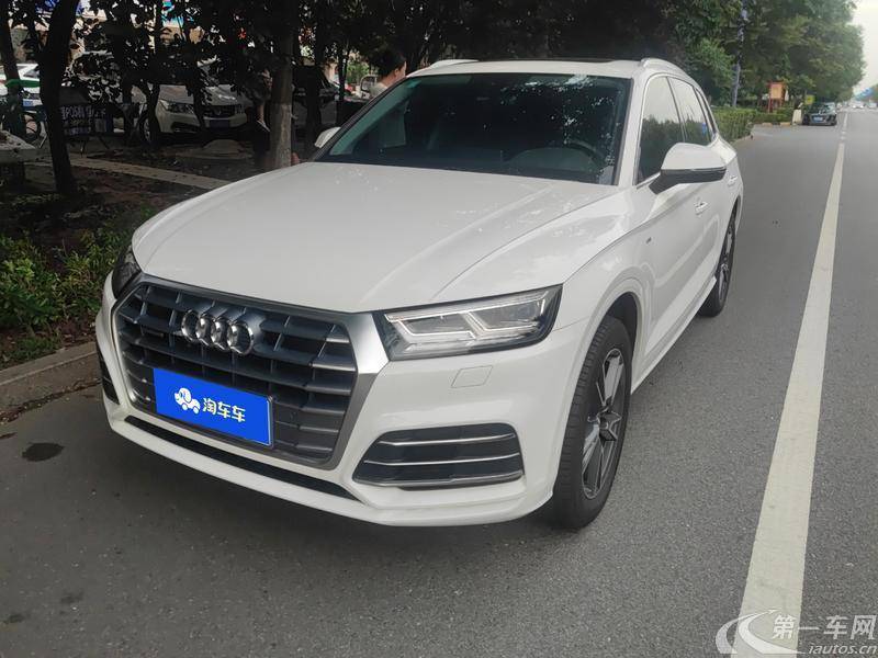 奥迪Q5L 40TFSI 2018款 2.0T 自动 荣享时尚型 (国Ⅵ) 