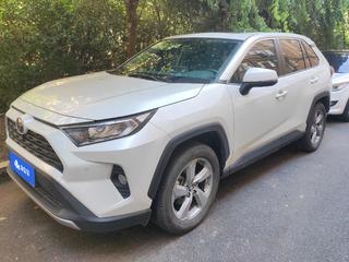 丰田RAV4 荣放 2.0L 自动 风尚PLUS版 