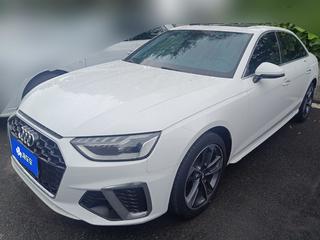 奥迪A4L 40TFSI 2.0T 自动 时尚动感型 