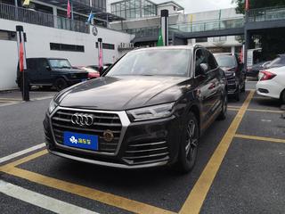 奥迪Q5L 45TFSI 2.0T 自动 尊享时尚型 