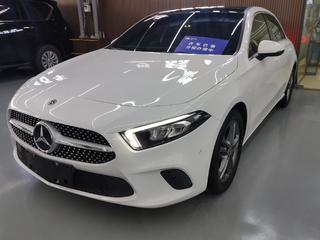 奔驰A级 A200 1.3T 自动 动感型 