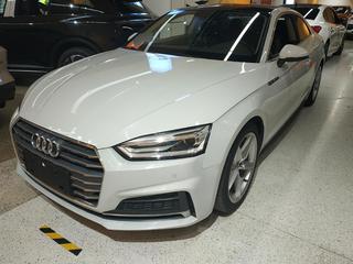 奥迪A5 Coupe 40TFSI 2.0T 自动 时尚型 