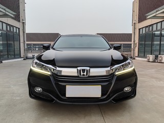 雅阁 2.0L 舒适版 