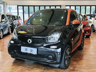 SmartForTwo 硬顶 1.0L 自动 激情版 