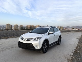 丰田RAV4 2.0L 自动 风尚版 