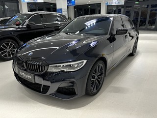 宝马3系 325Li 2.0T 自动 M运动曜夜套装 