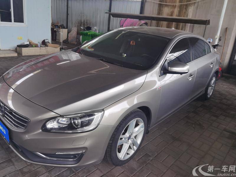 沃尔沃S60L T5 2016款 2.0T 自动 智驭版 (国Ⅴ) 
