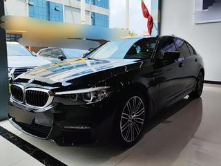 宝马5系 530Li 2.0T 自动 领先型M运动套装 