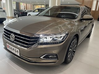 大众帕萨特 2.0T 自动 330TSI豪华版 