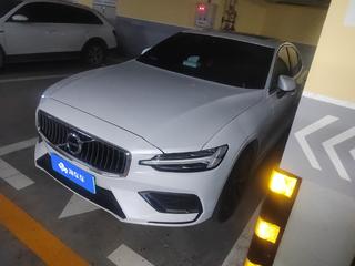 沃尔沃S60 B4 2.0T 自动 智远豪华版 