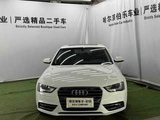 奥迪A4L 35TFSI 2.0T 自动 标准型典藏版 