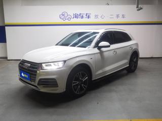 奥迪Q5L 40TFSI 2.0T 自动 改款荣享时尚型 