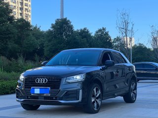 奥迪Q2L 35TFSI 1.4T 自动 时尚动感型 