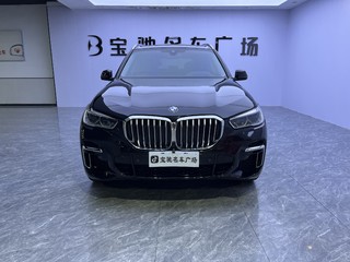 宝马X5 xDrive30Li 2.0T 自动 尊享型M运动套装 