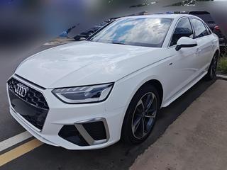 奥迪A4L 40TFSI 2.0T 自动 时尚动感型 