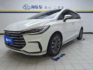 比亚迪宋MAX 1.5T 自动 升级版旗舰型 