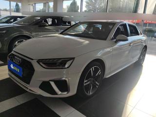 奥迪A4L 40TFSI 2.0T 自动 豪华动感型 