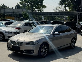 宝马5系 525Li 2.0T 自动 豪华设计套装 