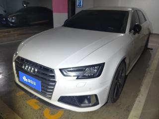 奥迪A4L 45TFSI 