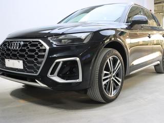 奥迪Q5L 40TFSI 2.0T 自动 改款豪华动感型 