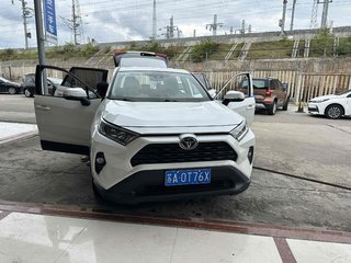 丰田RAV4 荣放 2.0L 自动 都市版 