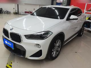 宝马X2 25i 2.0T 自动 领先型M越野套装 