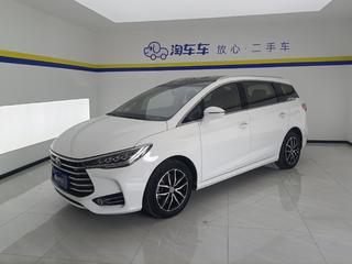 比亚迪宋MAX 1.5T 自动 智联精英型 