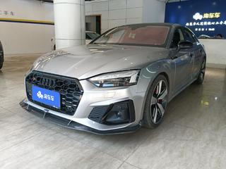 奥迪A5掀背 45TFSI 2.0T 自动 臻选动感型 