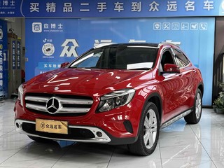 奔驰GLA 200 1.6T 自动 动感型 