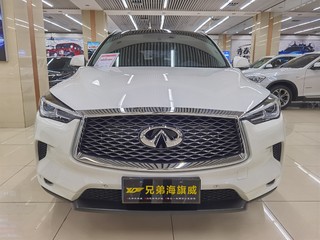 英菲尼迪QX50 2.0T 自动 时尚版 