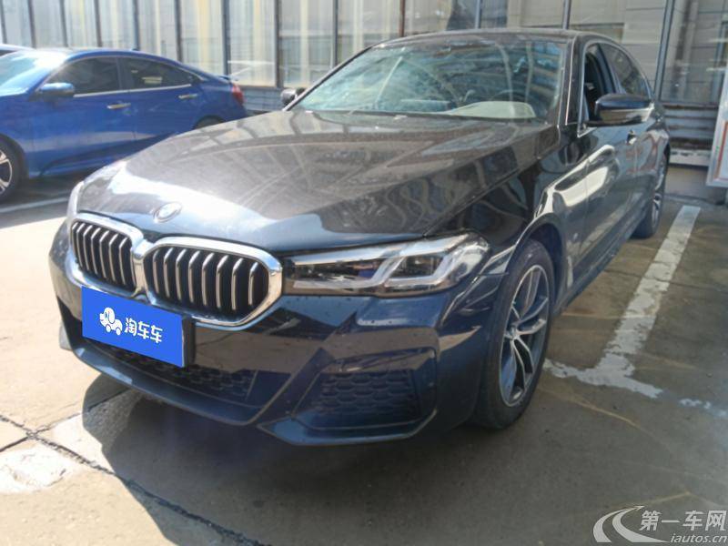 宝马5系 525Li 2022款 2.0T 自动 汽油 豪华套装 (国Ⅵ) 