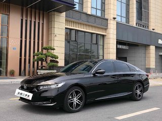 雅阁 1.5T 260TURBO幻夜·尊贵版 