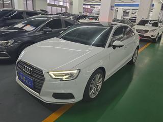 奥迪A3 35TFSI 1.4T 自动 进取型30周年Limousine 