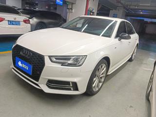 奥迪A4L 45TFSI 2.0T 自动 30周年quattro个性运动版 