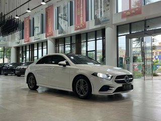 奔驰A级 1.3T 