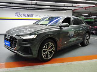 奥迪Q8 3.0T 自动 臻选动感型48V轻混 