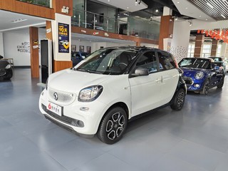 SmartForFour 1.0L 自动 52千瓦激情版 