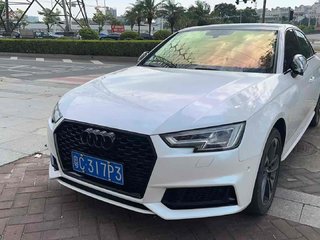 奥迪A4L 40TFSI 2.0T 自动 30周年运动型 