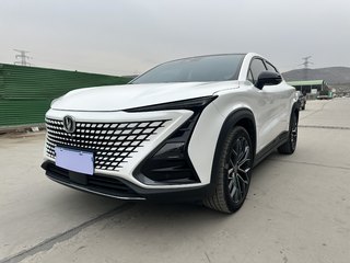 长安UNI-V 1.5T 自动 尊贵型 