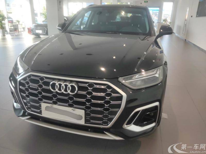 奥迪Q5L 45TFSI 2022款 2.0T 自动 豪华动感型 (国Ⅵ) 