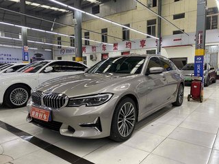 宝马3系 325Li 2.0T 自动 首发版 