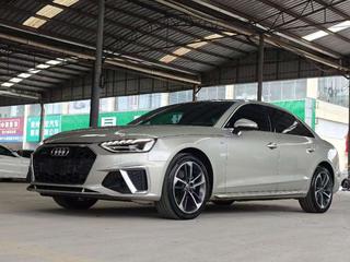 奥迪A4L 40TFSI 2.0T 自动 时尚动感型 