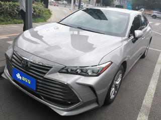 丰田亚洲龙 2.0L 自动 豪华版 