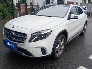 奔驰GLA 200 1.6T 自动 动感型 