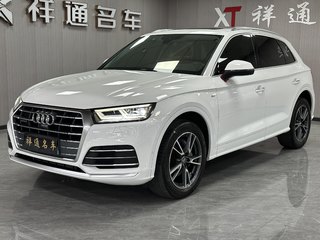 奥迪Q5L 45TFSI 2.0T 自动 尊享时尚型 