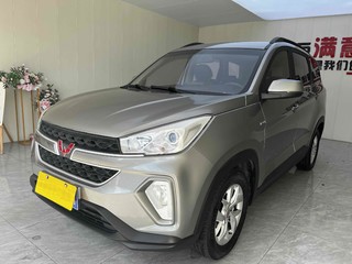 五菱宏光 S 1.5L 手动 舒适型 