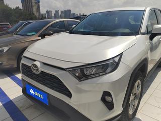 丰田RAV4 荣放 2.0L 自动 风尚PLUS版 