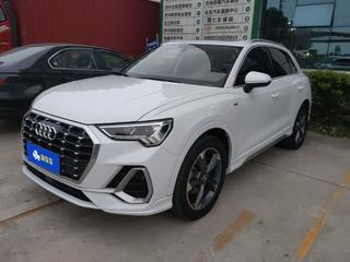 奥迪Q3 40TFSI 2.0T 自动 时尚动感型 