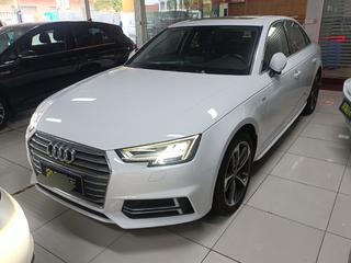 奥迪A4L 40TFSI 2.0T 自动 30周年时尚型 