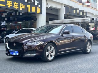 捷豹XFL P200 2.0T 自动 精英版 